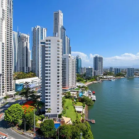 Large Waterfront Apartment In Surfers Paradise - Coasthm Gold Coast Exterior photo
